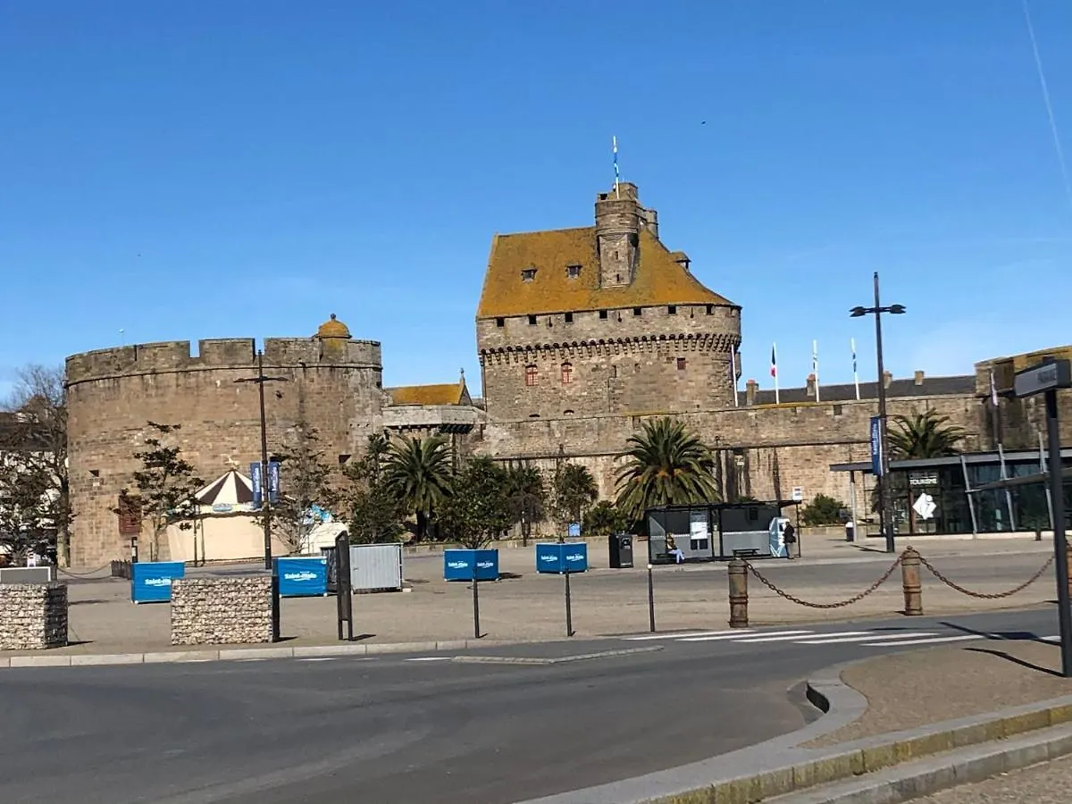 Le Cezembre, Au Pied De La Plage Saint-Malo Apartamento